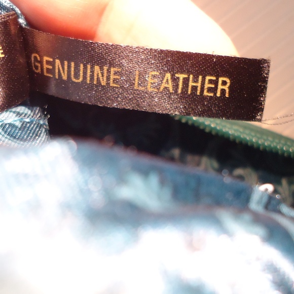 STONEMOUNTAIN Aquamarine Crossbody Bag Genuine Leather Turquoise Logo - Picture 12 of 14